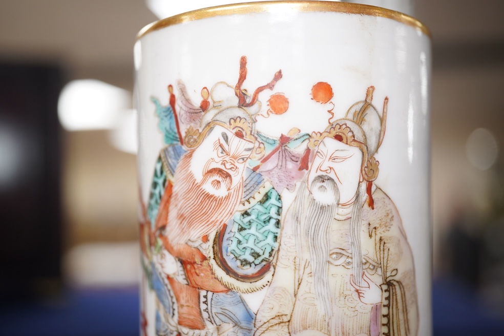 A Chinese cylindrical spill vase, Tongzhi period, 12cm high. Condition - good